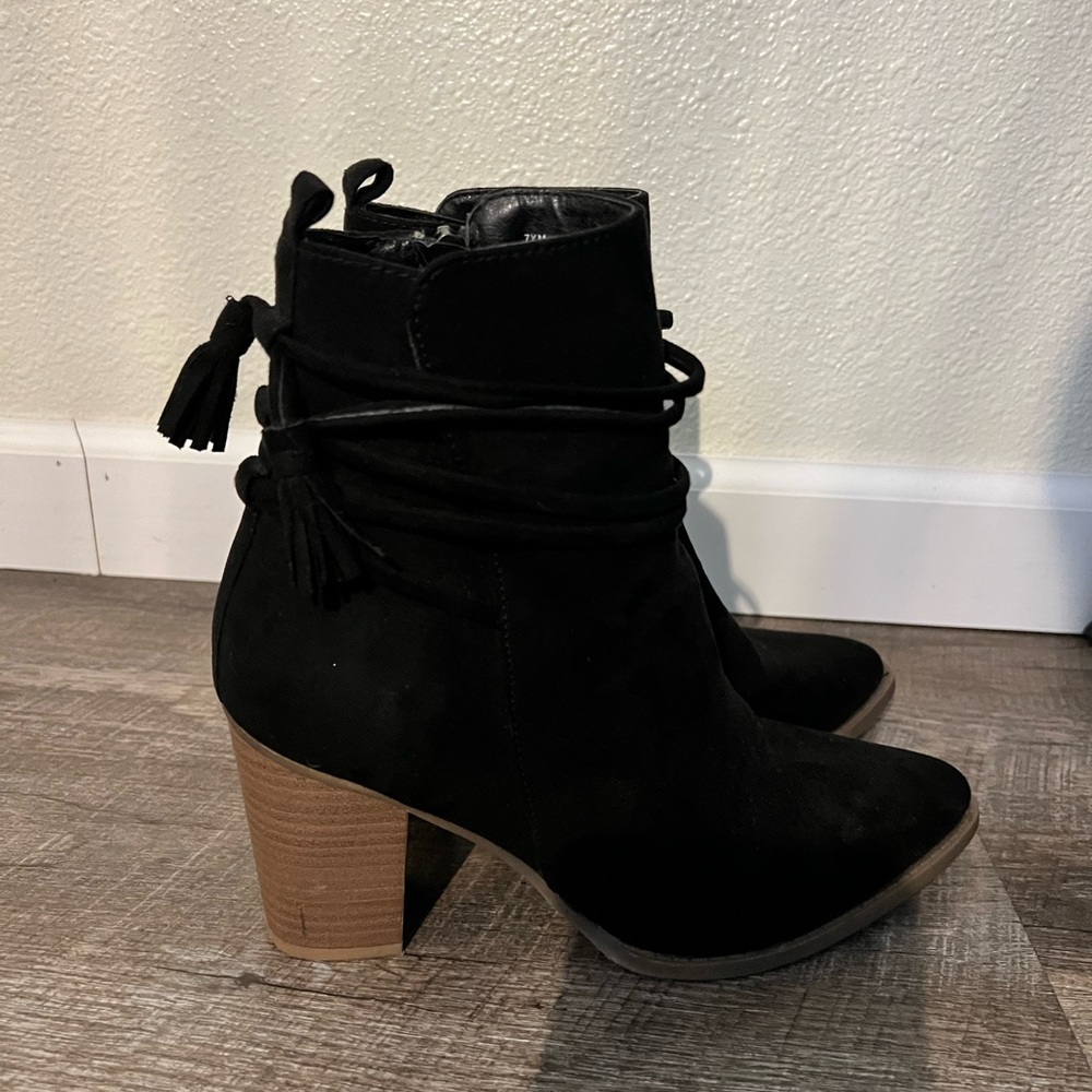 Maurice’s boots